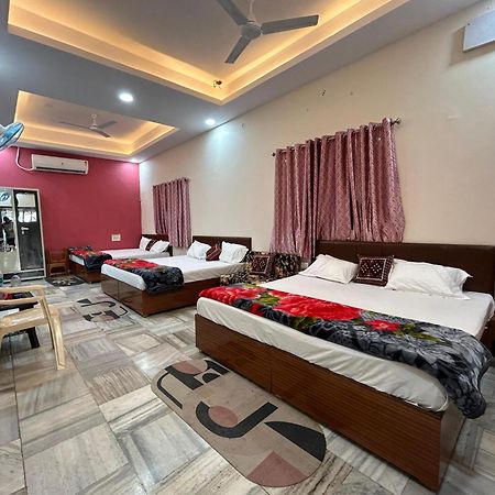 Aashirwad Residency Bed and Breakfast Ujjain Eksteriør billede
