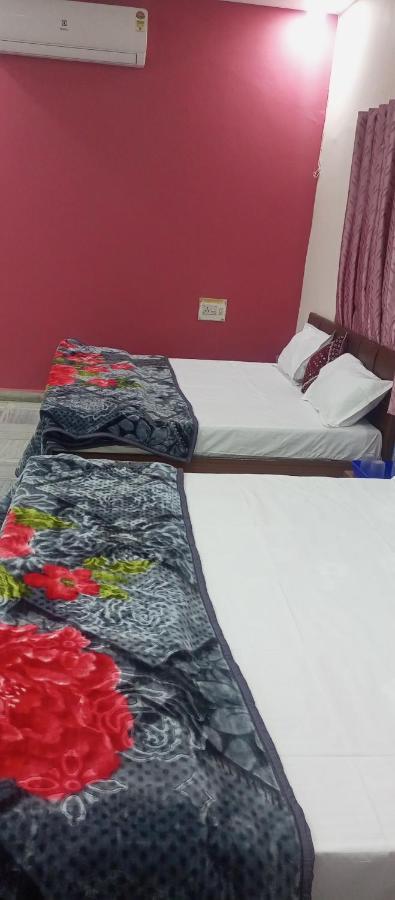 Aashirwad Residency Bed and Breakfast Ujjain Eksteriør billede