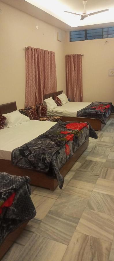 Aashirwad Residency Bed and Breakfast Ujjain Eksteriør billede