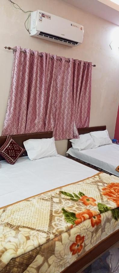 Aashirwad Residency Bed and Breakfast Ujjain Eksteriør billede