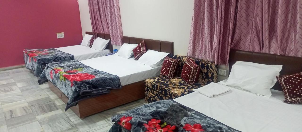Aashirwad Residency Bed and Breakfast Ujjain Eksteriør billede